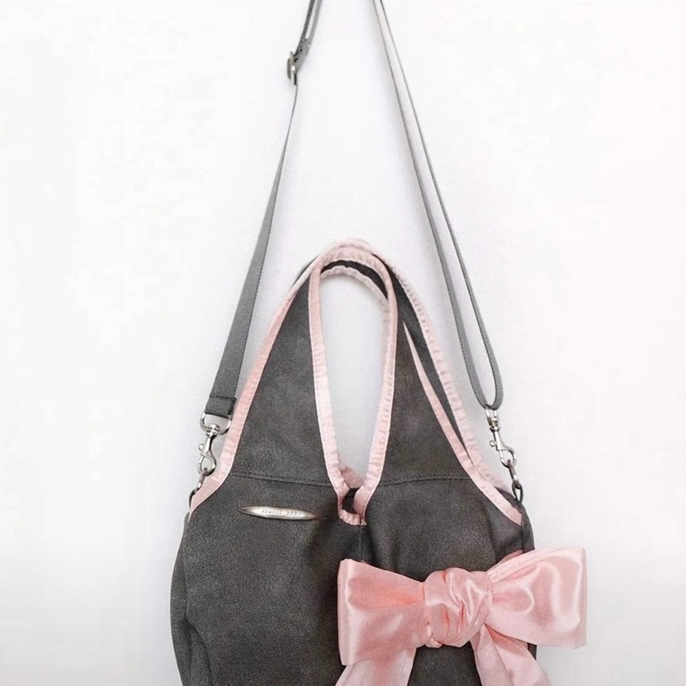 Chic Pink and Gray Shoulder Bag